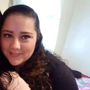 Meet your Posher, Brittney